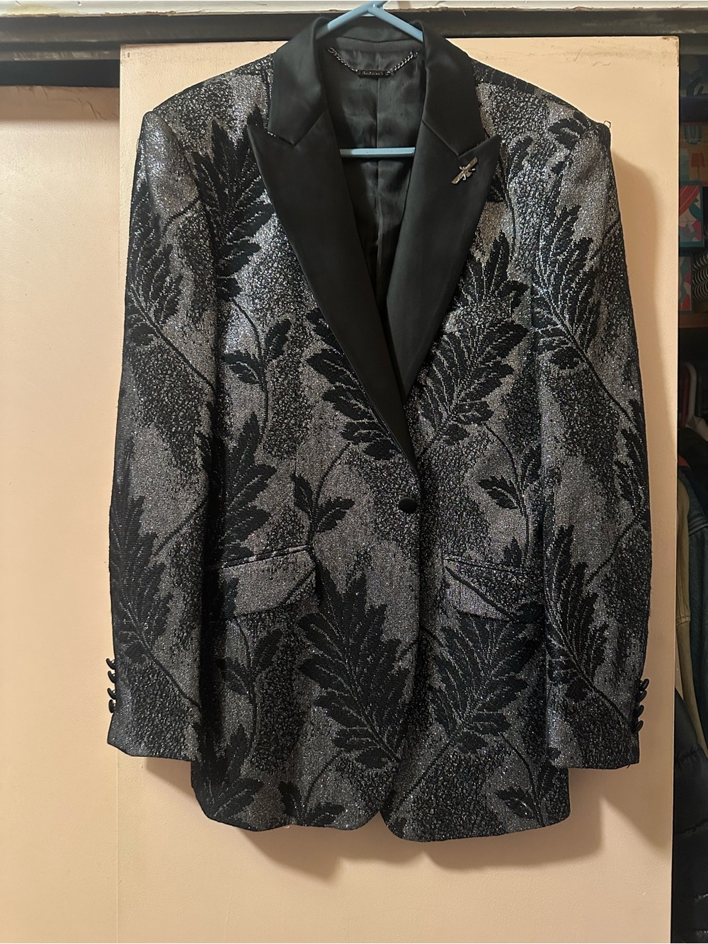 Men's Black & Silver Floral Jacquard Blazer with Satin Lapel